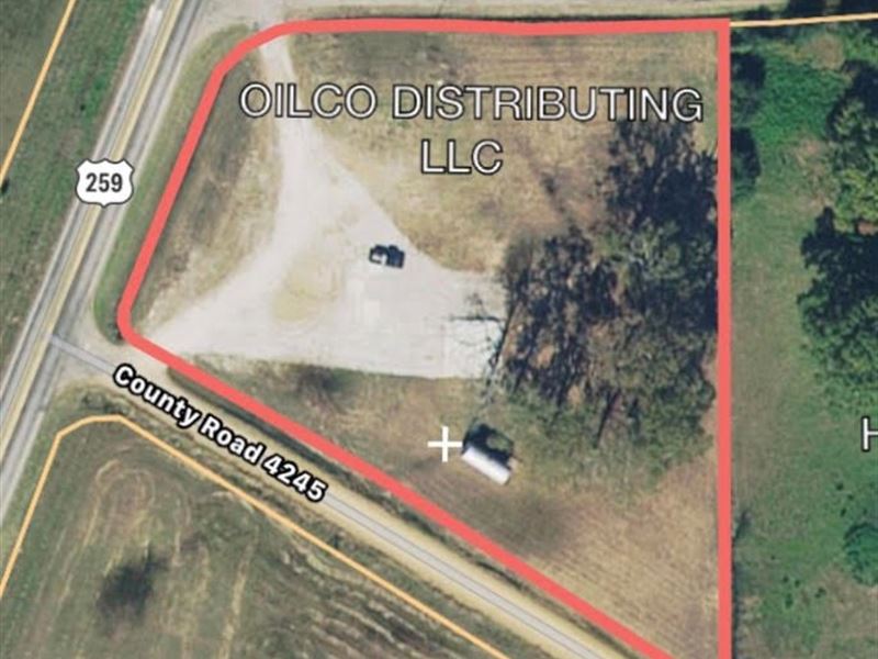 Homesite in DE Kalb, TX : De Kalb : Bowie County : Texas