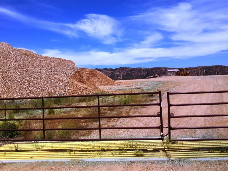Active Gravel Quarry 100 Acres LA : Hesperus : La Plata County : Colorado