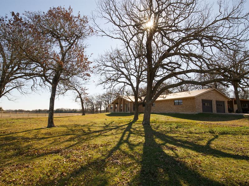 Beautiful Turn-Key Property : Cameron : Milam County : Texas