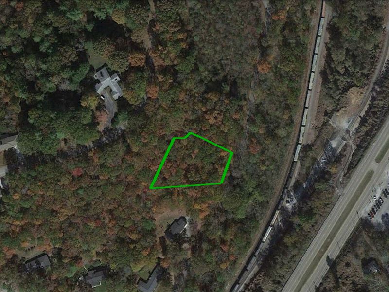 .84 Acres Lot in Roane County : Harriman : Roane County : Tennessee