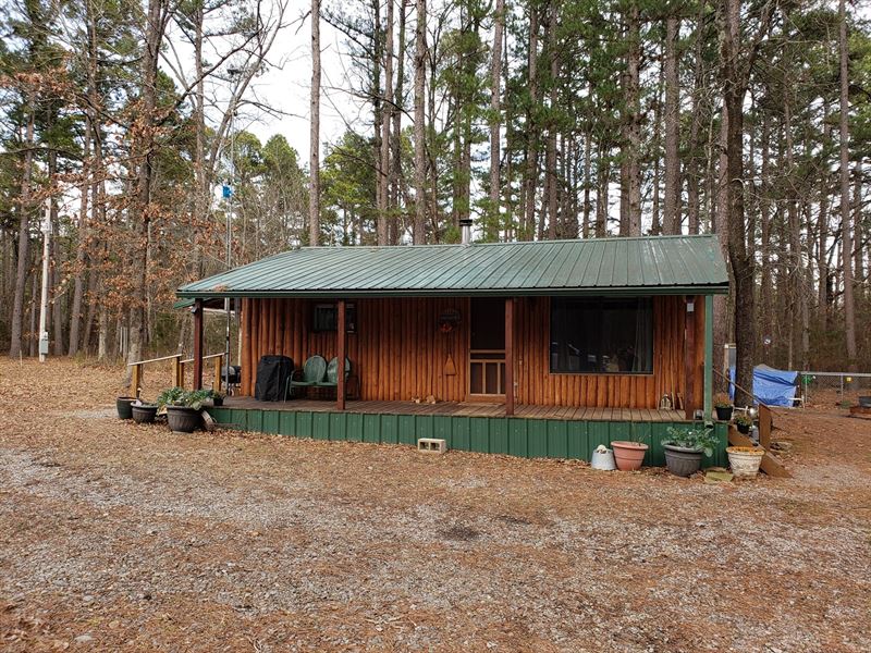 Rustic Cabin Sans Bois Mountains Land for Sale in Red Oak, Le Flore