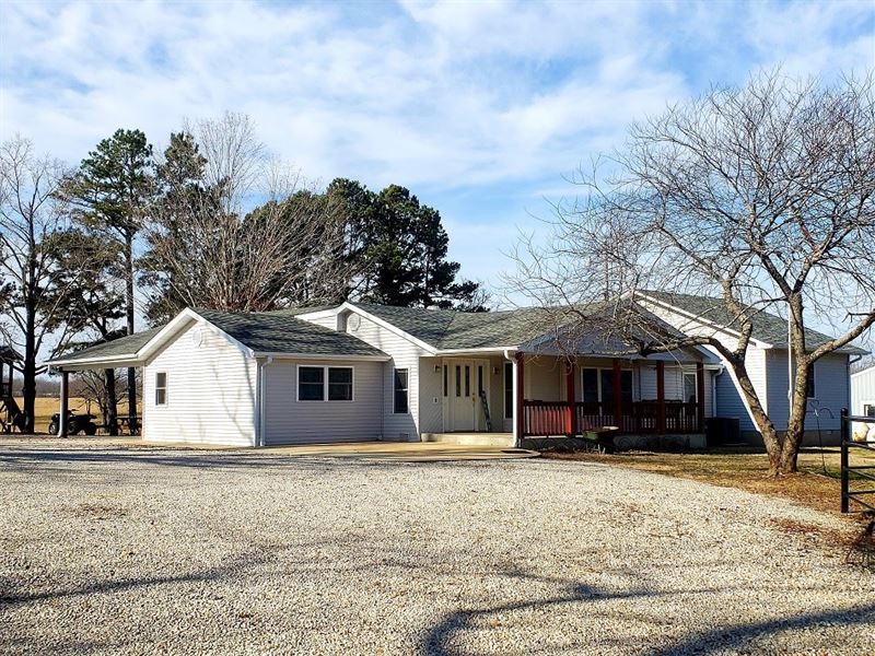 Hobby Farm in Southeast Missouri : Fairdealing : Ripley County : Missouri