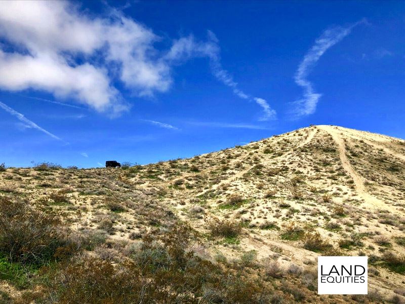 Off Roaders/ Miners Paradise : Barstow : San Bernardino County : California