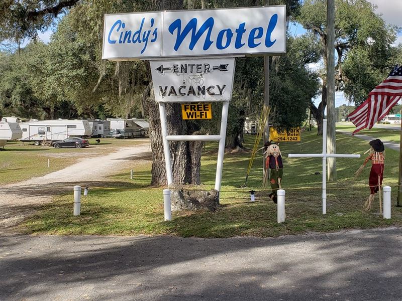 Turnkey RV-Park Motel Lafayette : Mayo : Lafayette County : Florida