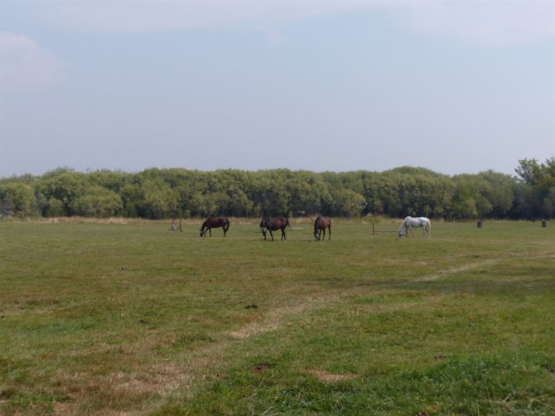 12.8 Acres Silvies River Edge Town : Burns : Harney County : Oregon