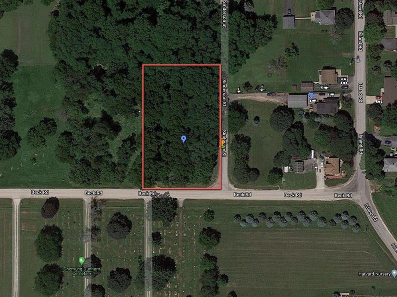 .8 AC on Sinderson in Harvard IL : Harvard : McHenry County : Illinois