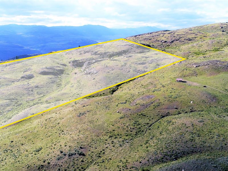 20 Acres Private Access to Blm Land : Tonasket : Okanogan County : Washington