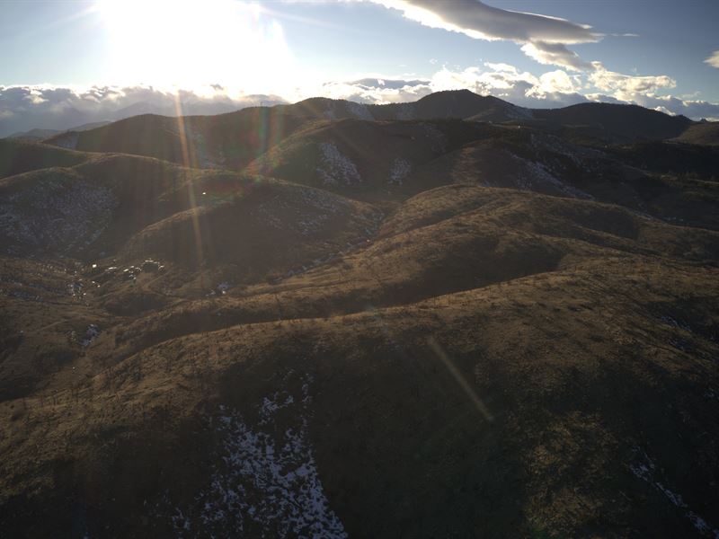 Hillside Escape with Mountain Views : Cotopaxi : Fremont County : Colorado