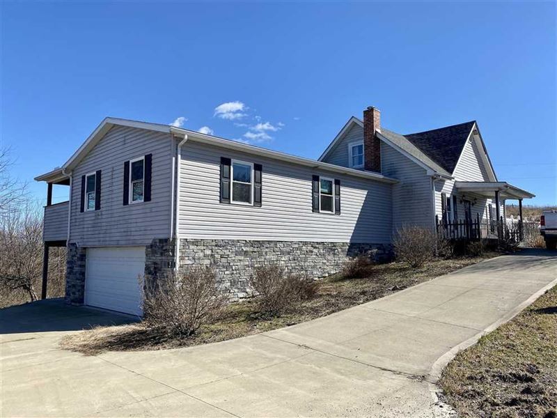 Beham Ridge Rd. Home & 95 Acres : West Alexander : Washington County : Pennsylvania