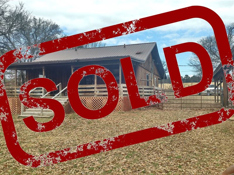 Hobby Farm with Room for Animals : Branch : Franklin County : Arkansas