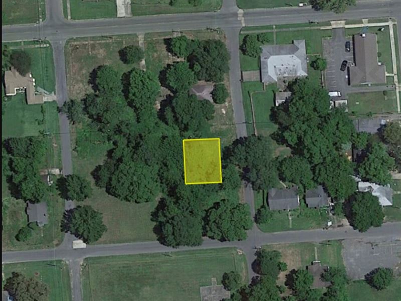 .11 Acre in Pine Bluff, Arkansas : Pine Bluff : Jefferson County : Arkansas