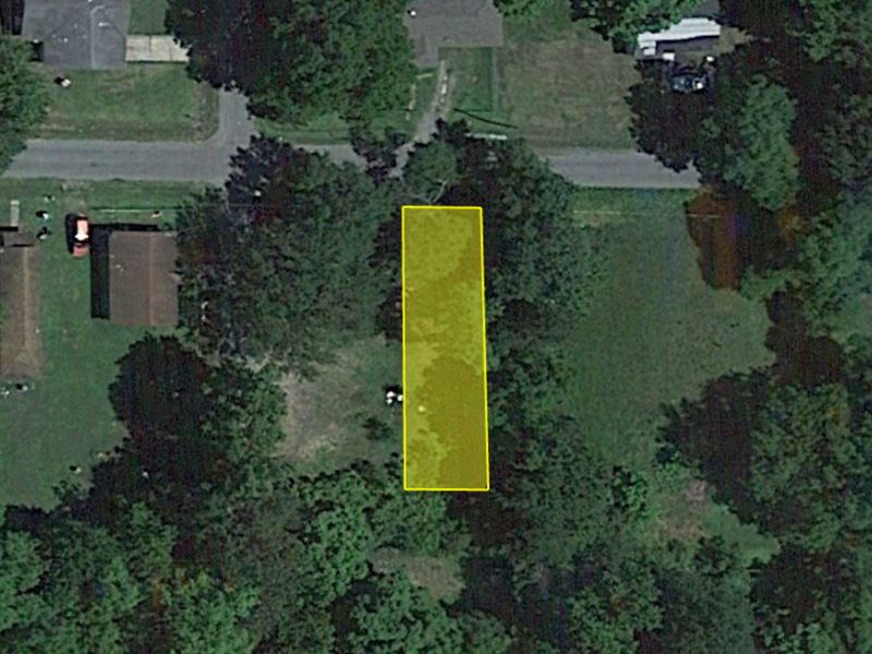.11 Acre in Pine Bluff, Arkansas : Pine Bluff : Jefferson County : Arkansas