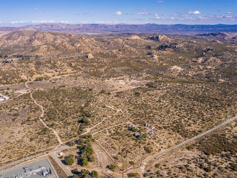 Affordable & Usable 107 +/- Acres : Boulevard : San Diego County : California
