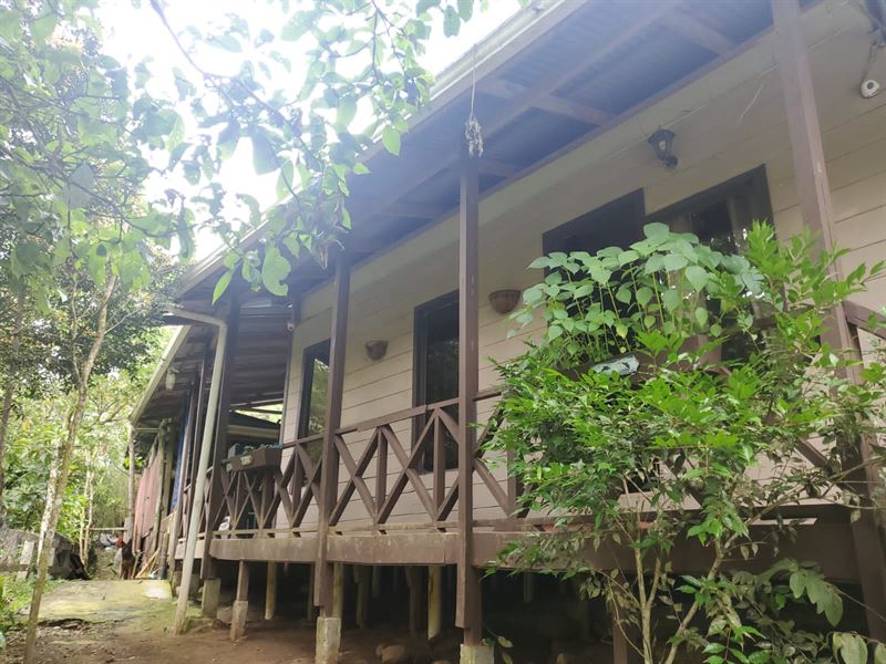 Country Cottage, Rent to Own : La Suiza De Turrialba : Costa Rica