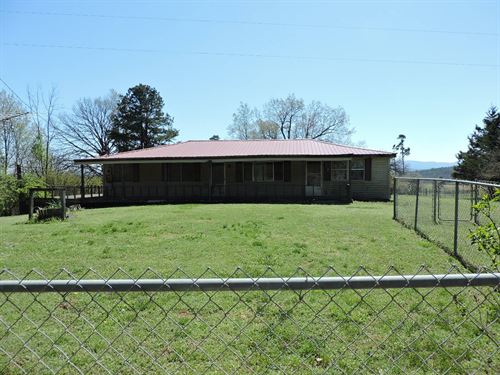 Fixer, Upper House On 4 Acres M/L : Waldron : Scott County : Arkansas