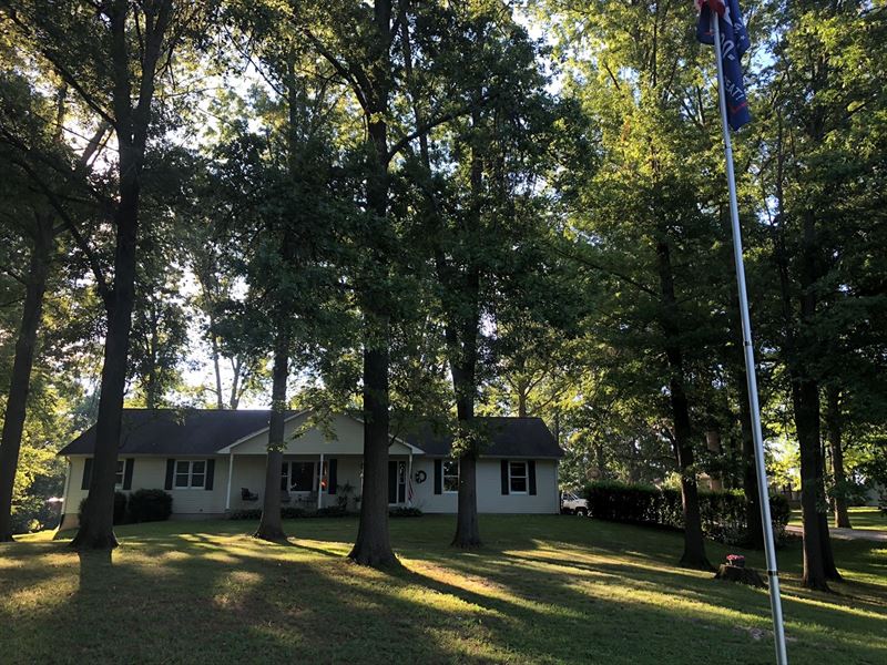 4 Bed, 3.5 Bath Martinsville, IL : Martinsville : Clark County : Illinois