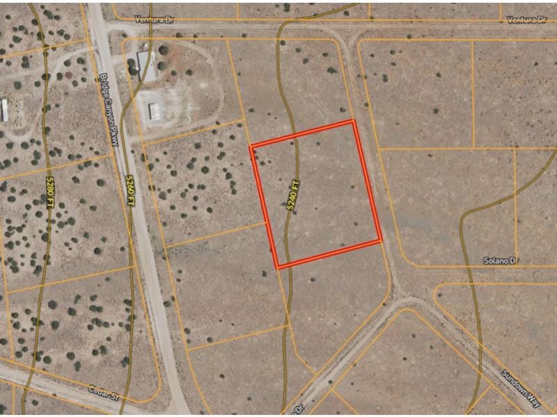 Residential Land No Hoa Grid Power : Seligman : Yavapai County : Arizona
