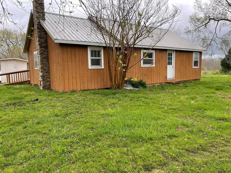 House Small Acreage in Ava MO : Ava : Douglas County : Missouri