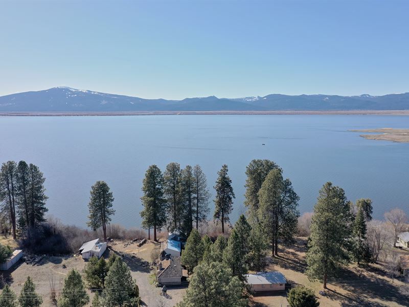 Walking Distance to The Lake : Chiloquin : Klamath County : Oregon