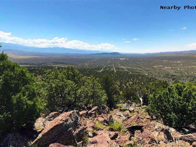 Stunning Desert Mountain Valley Lot : Tres Piedras : Taos County : New Mexico
