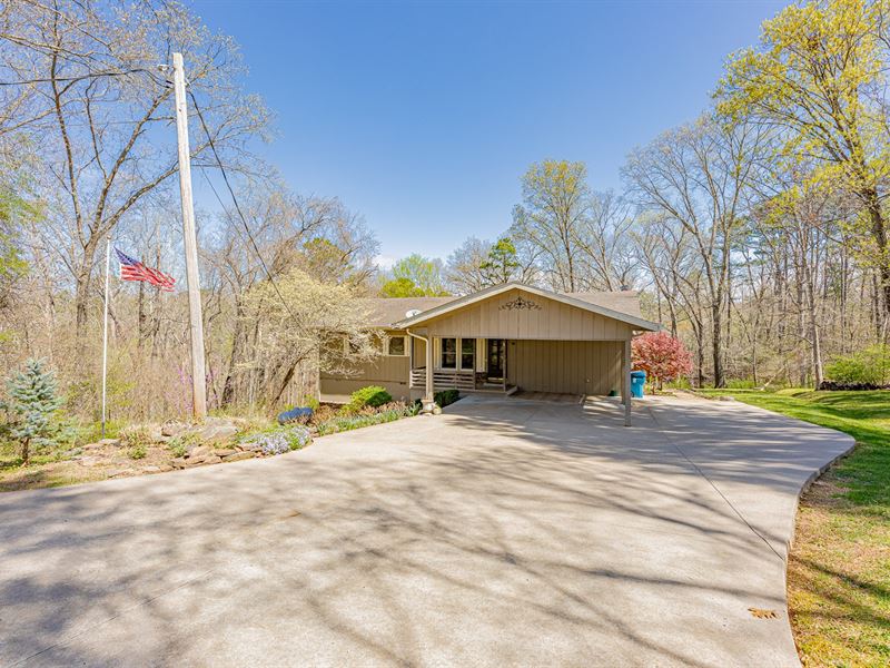 Tons Space This Bella Vista Home : Bella Vista : Benton County : Arkansas