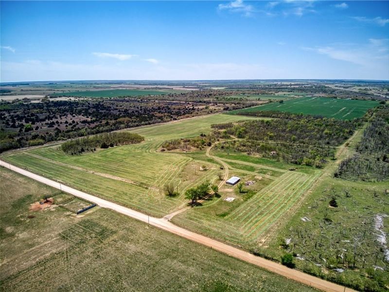 12125 N 1840 Road, Sayre, Oklahoma : Sayre : Beckham County : Oklahoma