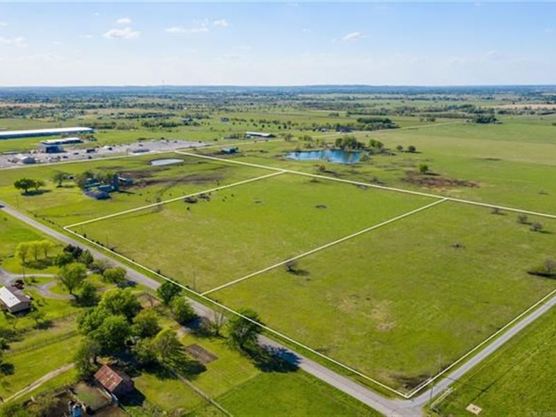10 Acres in Pryor, Oklahoma : Pryor : Mayes County : Oklahoma
