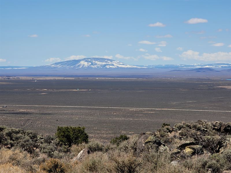 Off Grid Living in Wild Horse Mesa : San Luis : Costilla County : Colorado