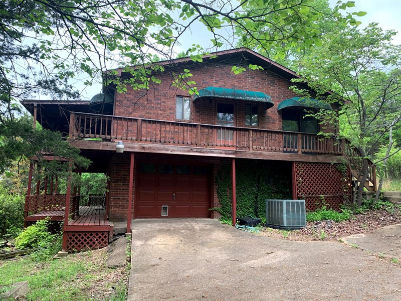 Charming Country Home Awaiting New : Flippin : Marion County : Arkansas