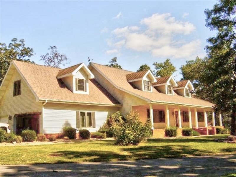 Beautiful Custom Home Arrowhead : West Plains : Howell County : Missouri
