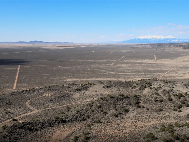 Rare 8.1 Acres, 270 Degree Views : San Luis : Costilla County : Colorado