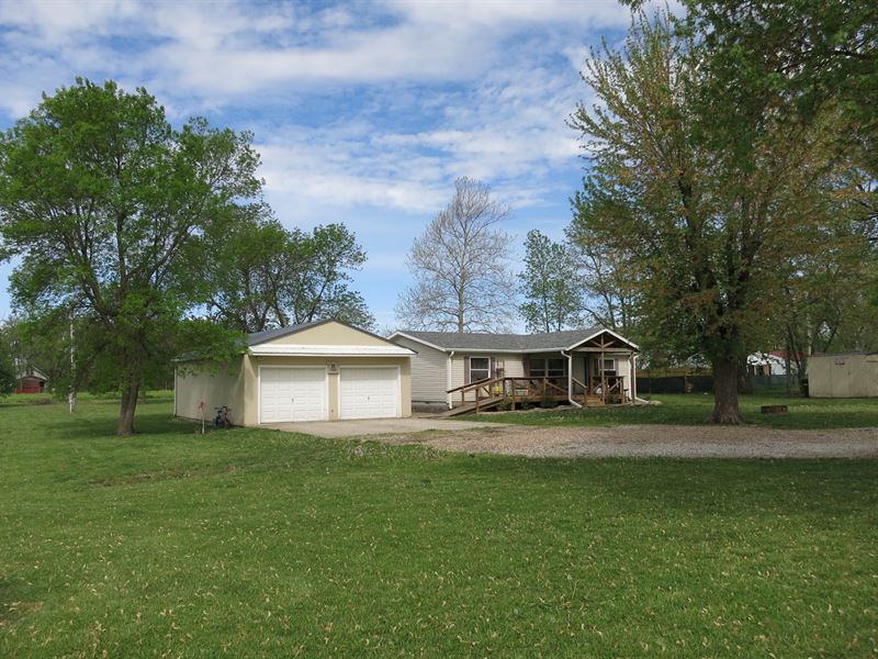 Home for Sale in Rural NW MO Town : Ridgeway : Harrison County : Missouri
