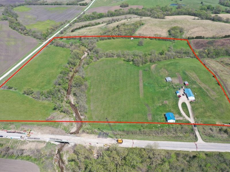 Home in Southern Iowa on 40Acres Land for Sale in Mount Ayr