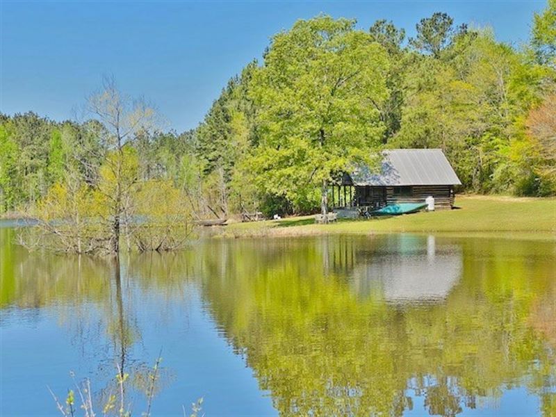 414 Acres / Camp / Lake House : New Hebron : Simpson County : Mississippi