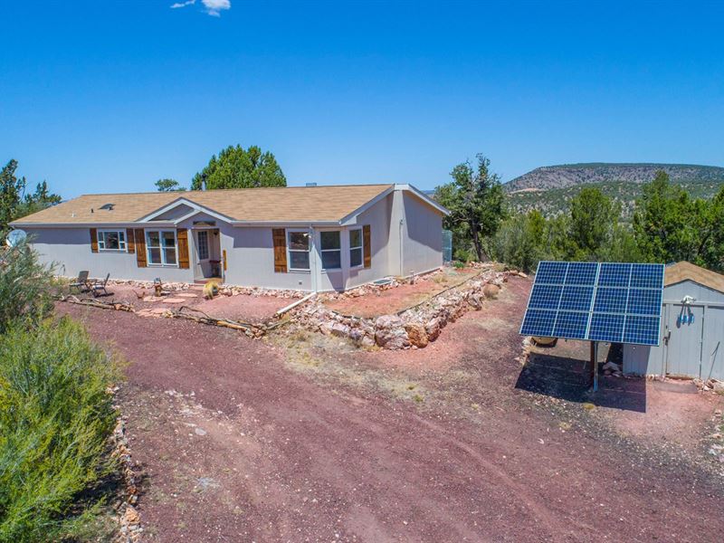 Off Grid Home Borders State Trust Land for Sale in Seligman, Yavapai