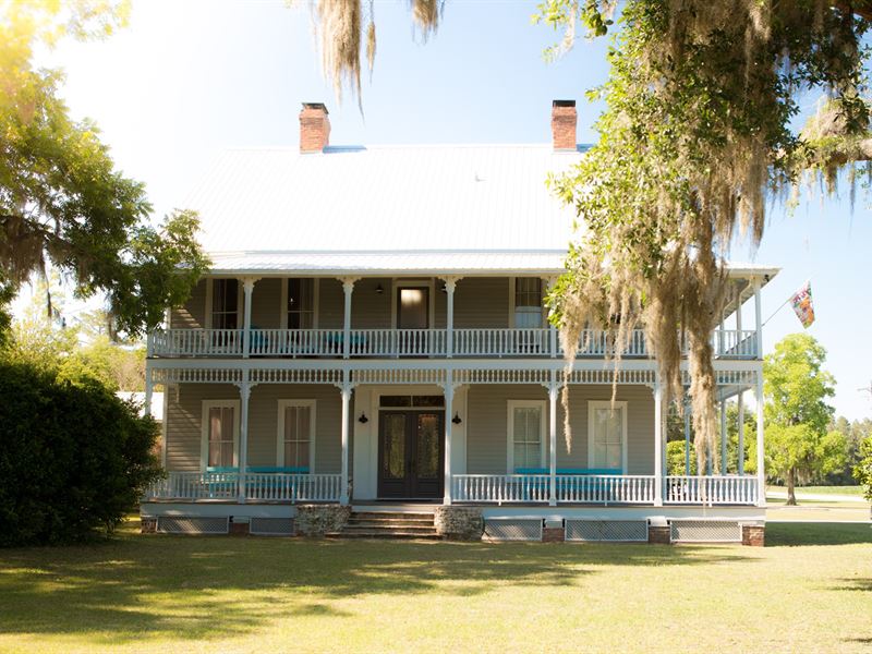 Restored,Historic Plantation Home Land for Sale in Wellborn, Suwannee