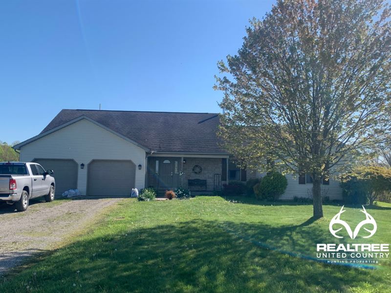 Beautiful Ranch Home on 23.5 Acres : Hamden : Vinton County : Ohio