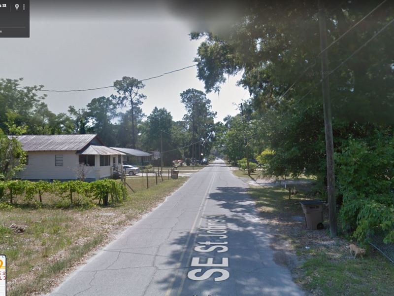 .32 Acre Up for Grabs in FL : Lake City : Columbia County : Florida