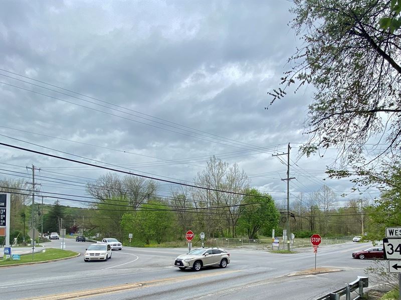 1.57+/- Acre Corner Commercial Site : Coatesville : Chester County : Pennsylvania