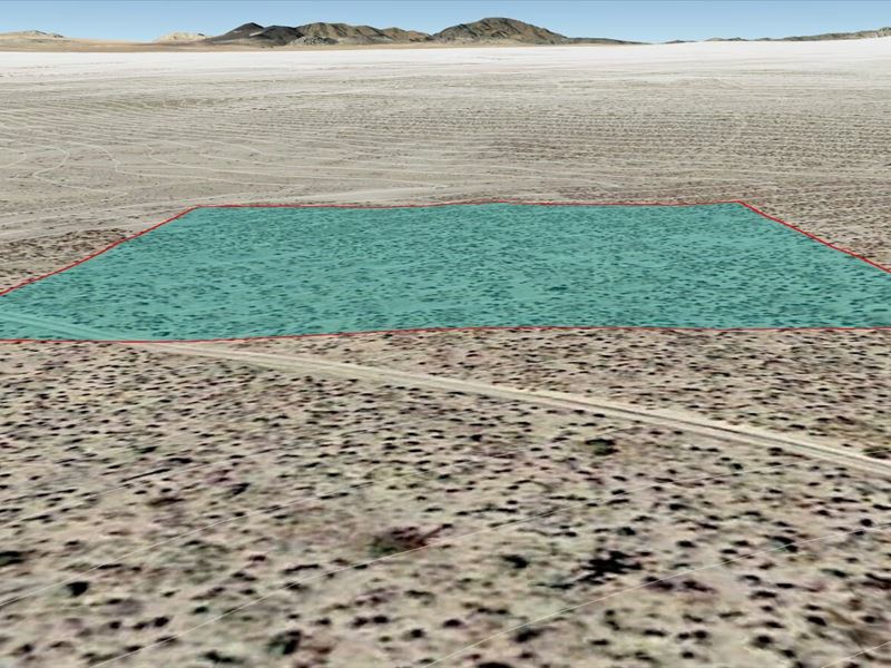 Be Pleased by The Amazing Views : Lucerne Valley : San Bernardino County : California