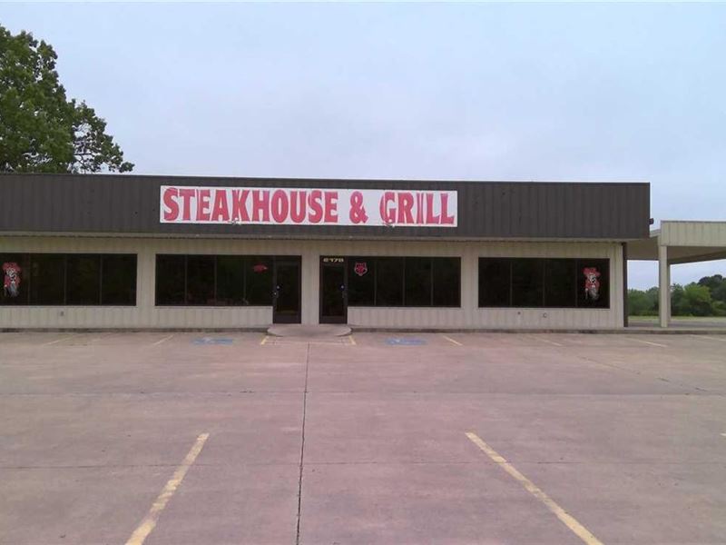 4,875 sq ft Commercial Building : Highland : Sharp County : Arkansas