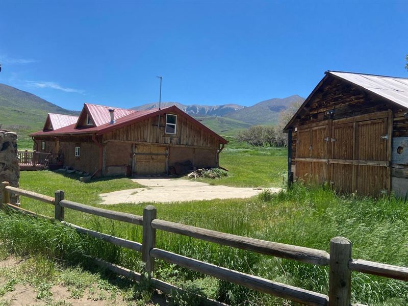 Yellowstone Creek Ranch Hunting Cab : La Veta : Huerfano County : Colorado