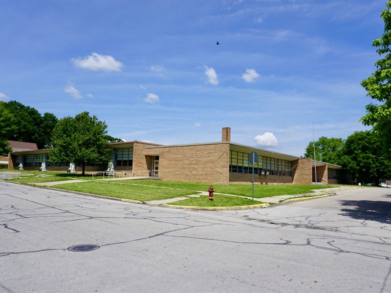 1009 W Pacific Ave : Osawatomie : Miami County : Kansas
