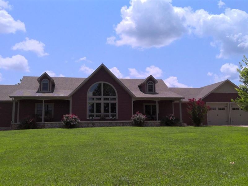 6 Bd,3 Bth 5,500 sq ft Under Roo : Cave City : Sharp County : Arkansas