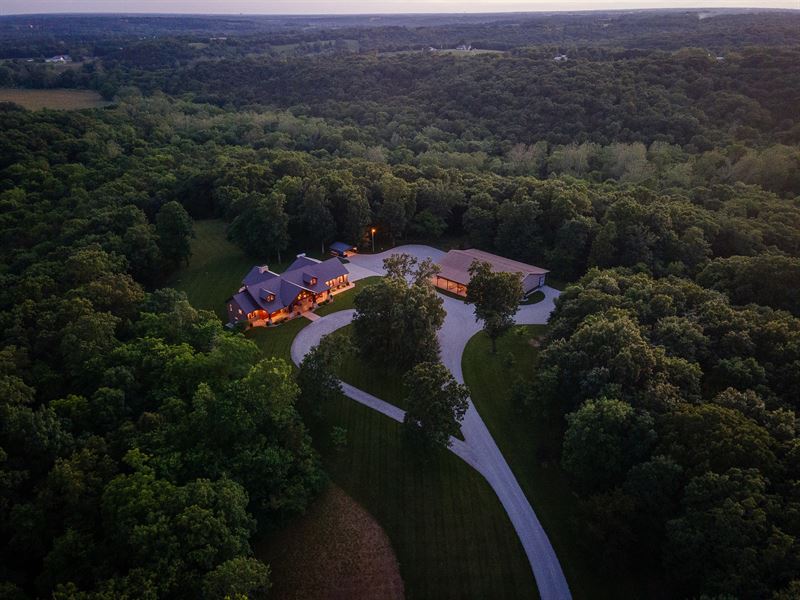Luxury Outdoor Retreat : Sedalia : Pettis County : Missouri