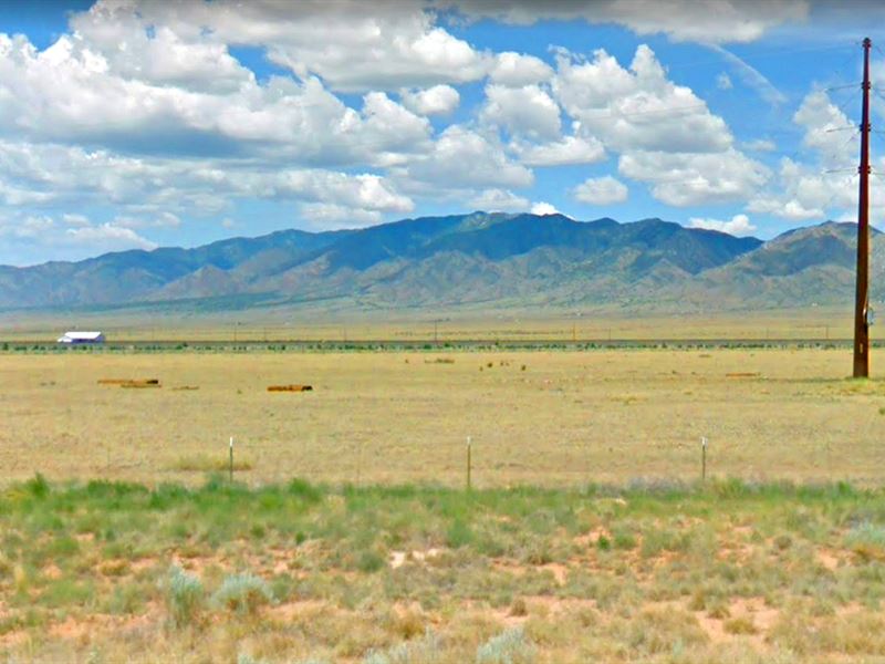 Invest in This Incredible 5.66 Ac : Belen : Valencia County : New Mexico