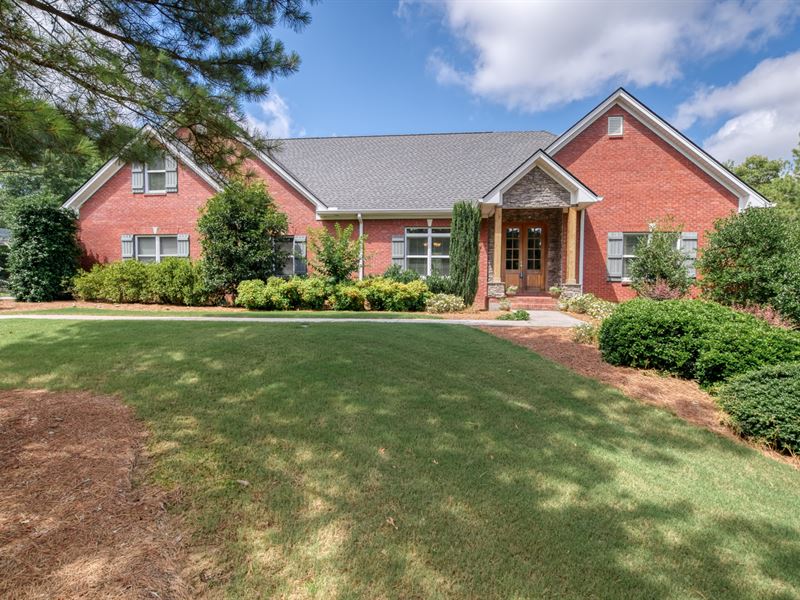 Custom Home on Full Basement, Pond : Loganville : Walton County : Georgia