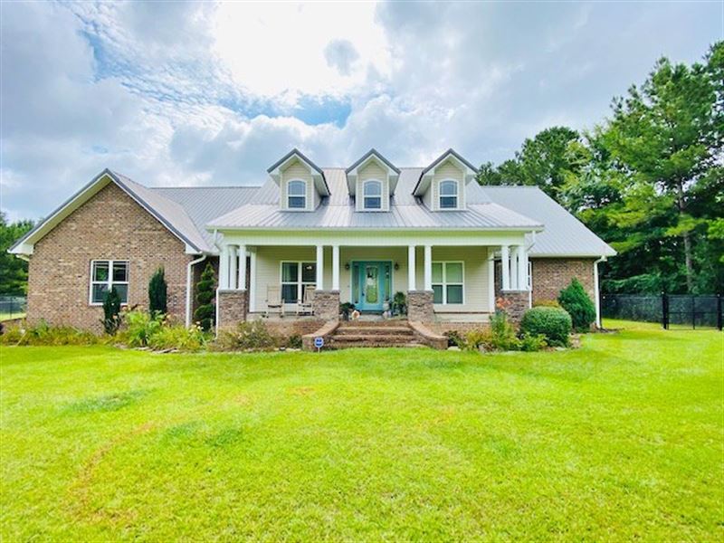 Secluded 2 Story Home On 6.25 Acres : Monticello : Lawrence County : Mississippi