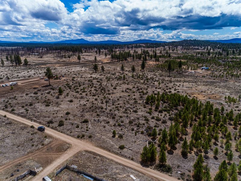 2.4 Acres in Oregon, Power Nearby : Chiloquin : Klamath County : Oregon