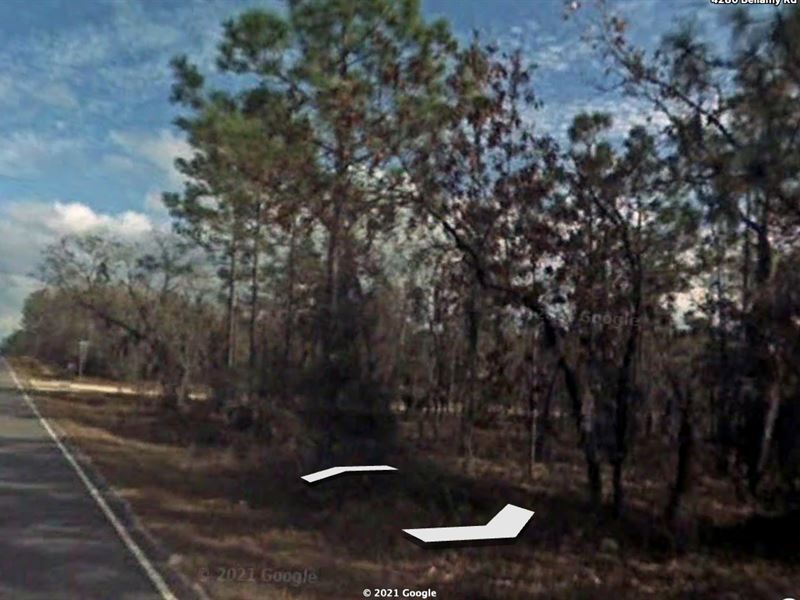 R-2 Zoned Corner Lot in Florahome : Florahome : Putnam County : Florida